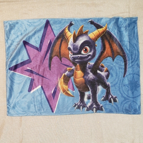 Skylander Giants Twin Fitted Sheet & Pillowcase - Picture 5 of 6